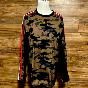 Super rare ADIDAS Kith collaboration pull over windbreaker